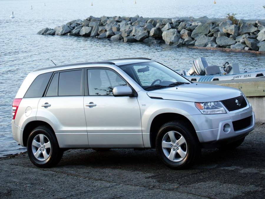  Suzuki Grand Vitara 2006 года  (фото 26 из 35)
